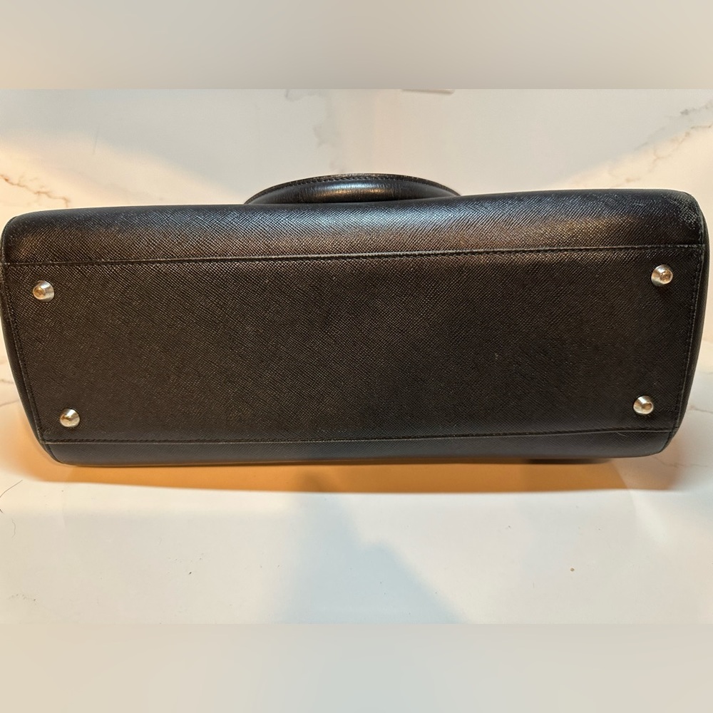 Burberry Black Leather Tote Handbag - Picture 8 of 8